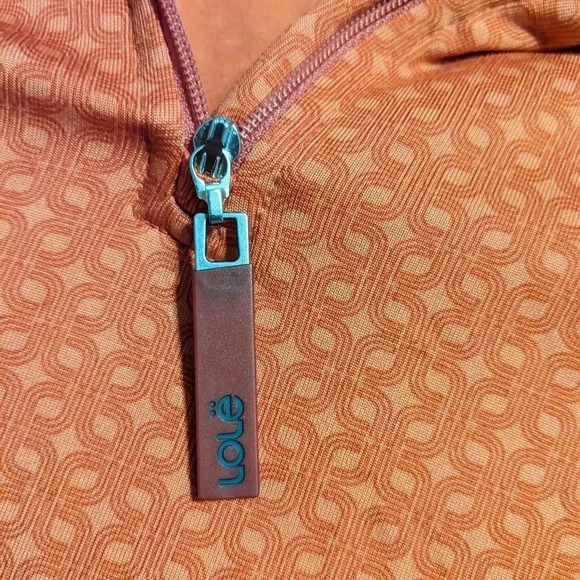 Lole Women's 1/4 Zip Long Sleeve Size Medium Paprika Orange Reflective Athletic - Picture 5 of 10